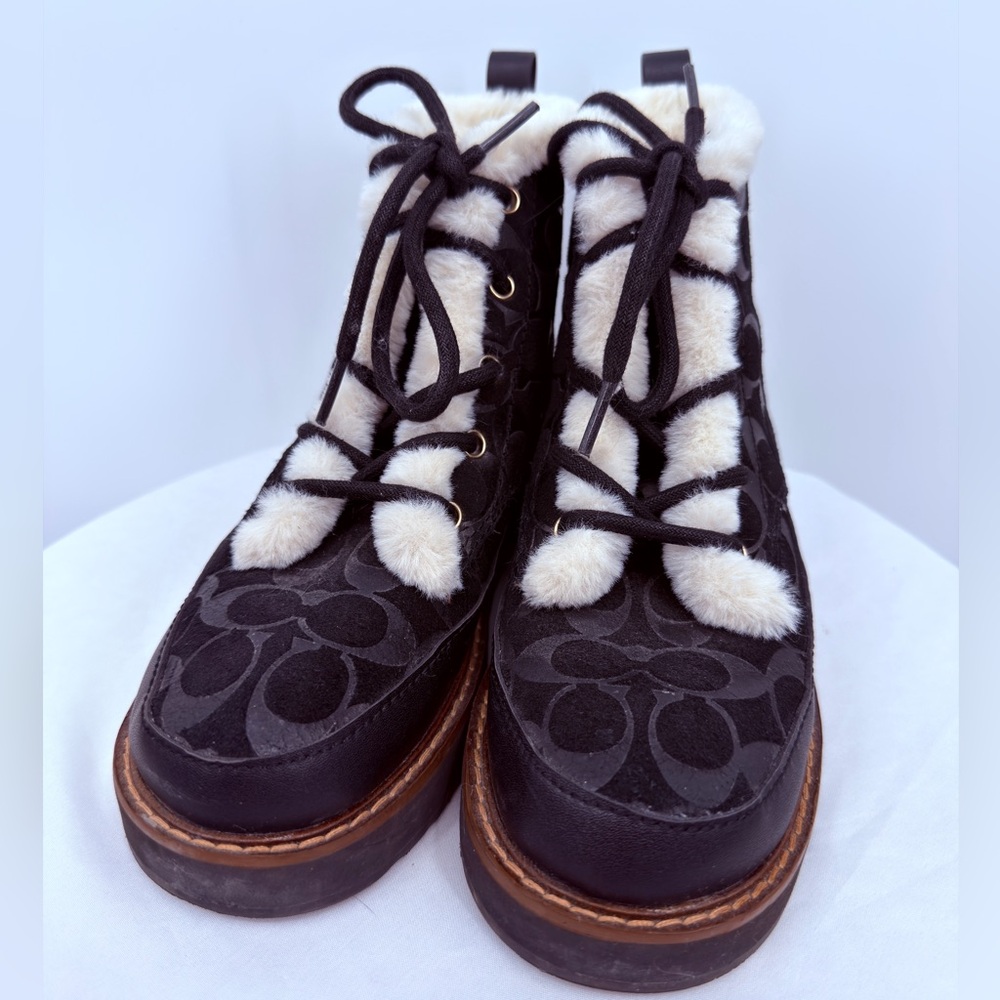Coach CE325 Signature Shearling Lined Lace Up Boots Size 6.5B Black - Picture 3 of 9